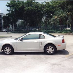 1999 Ford Mustang V6