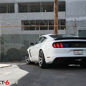 project 6gr wheels graphite white ford mustang s550 gt350 06 30836383501 o