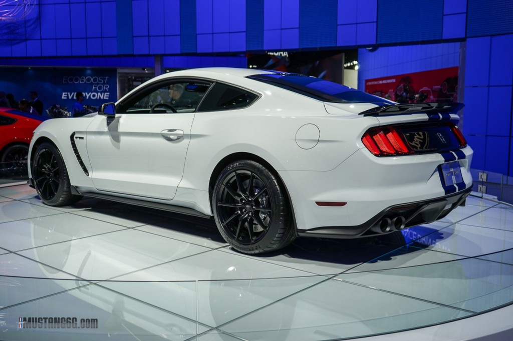 2016 Shelby GT350 Mustang - Detroit Auto Show-5