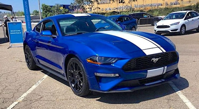 Lightning-Blue-2018-Mustang-GT-657x360.j