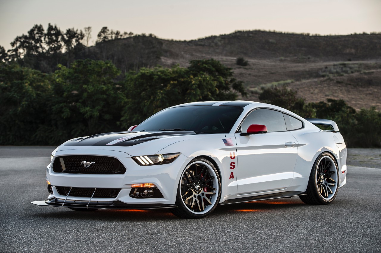 02-2015-ford-mustang-apollo-edition.jpg