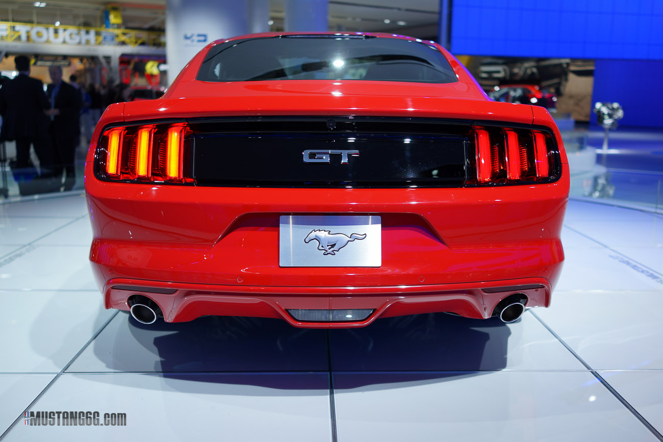 2015 Mustang GT Race Red-10.jpg