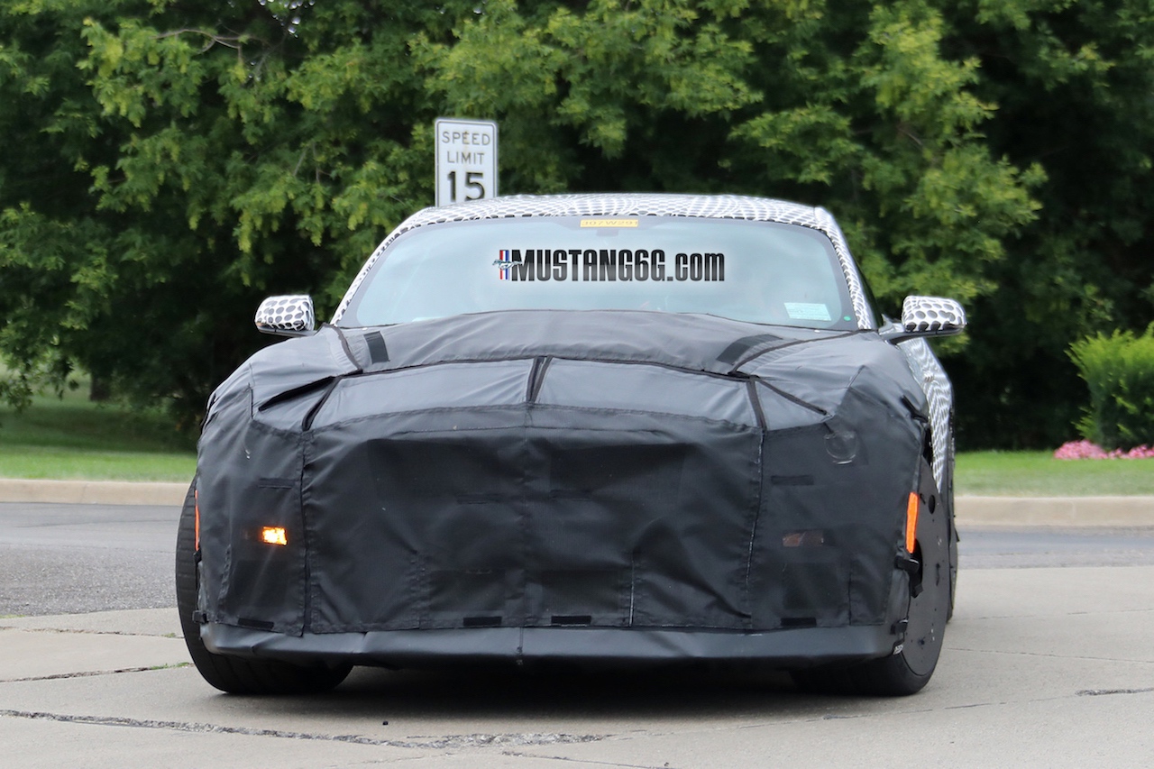2019-GT500-Mustang-Porsche-GT3-Benchmark-7.jpg