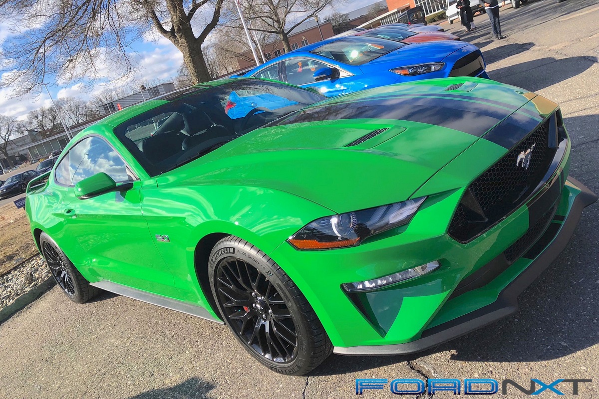 2019-mustang-has-the-need-the-need-for-green-2018-03-17_13-33-13_748037.jpg