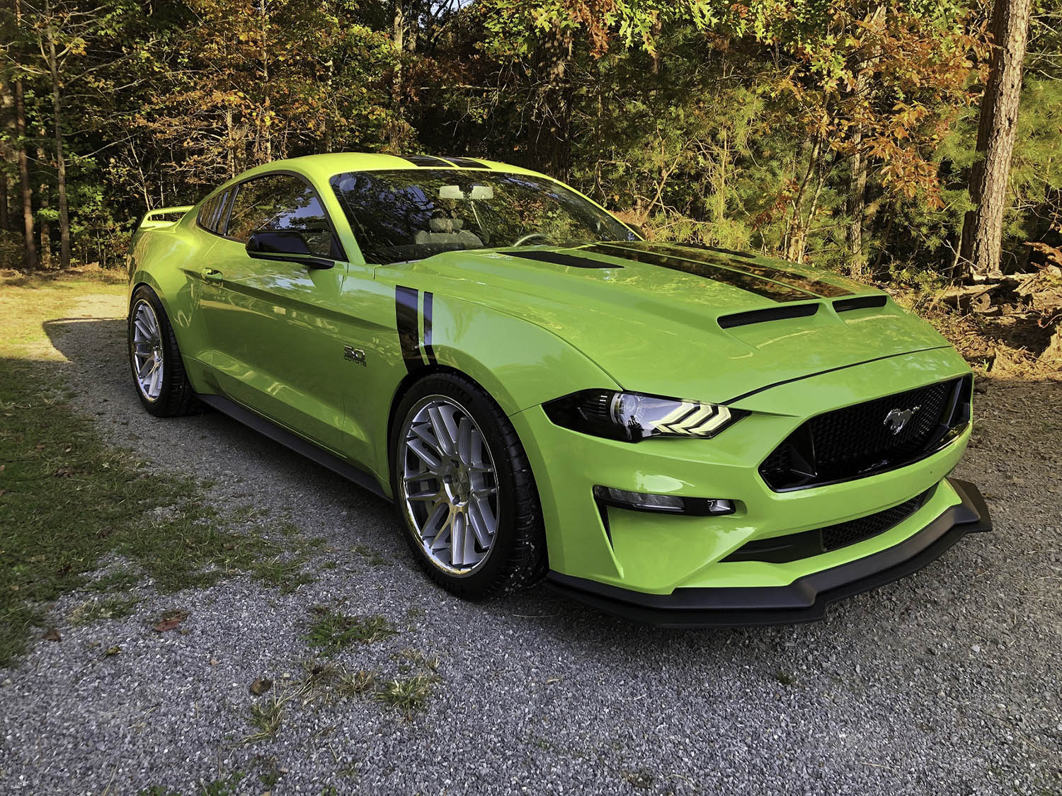 2020-ford-mustang-gt-grabber-lime-with-blaque-diamond-bd27-wheels-1.jpg