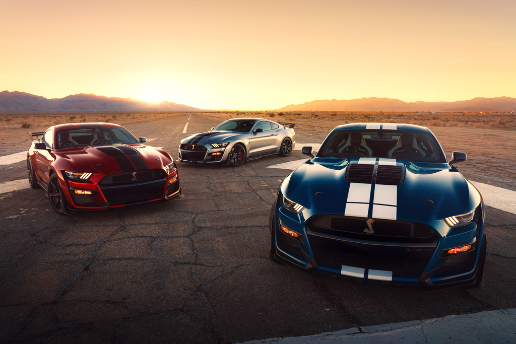 2020-Shelby-GT500-Mustang-Carbon-Fiber-Track-Package-9_zpsc3zmzwcl.jpg