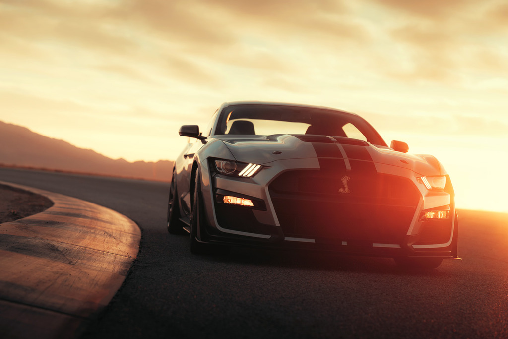 2020-Shelby-GT500-Mustang-Exterior--11_zps1msburty.jpg