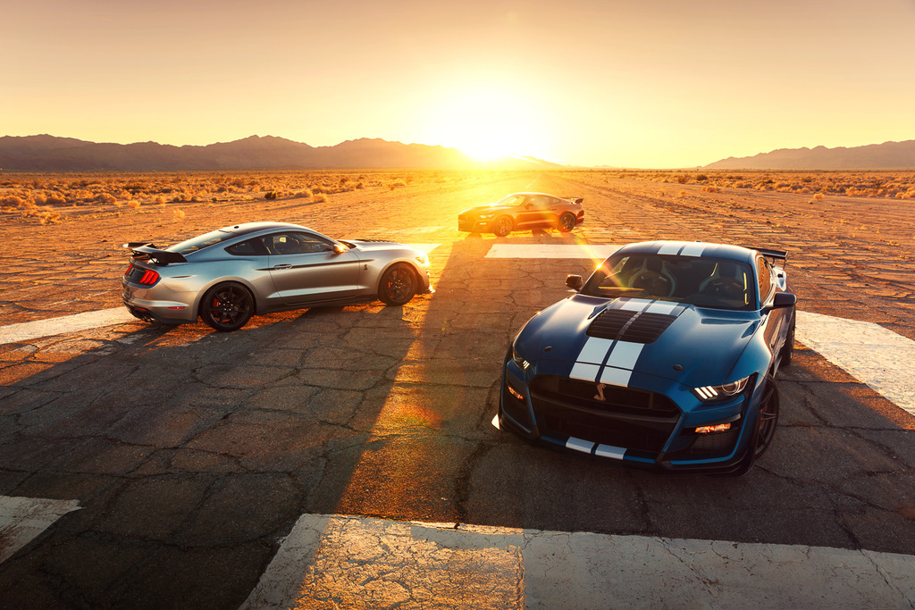 2020-Shelby-GT500-Mustang-Exterior--36_zpsulyblta3.jpg