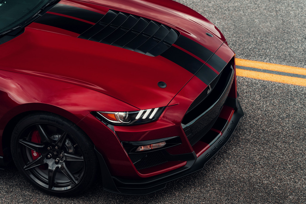 2020-Shelby-GT500-Mustang-Interior-and-Detail-2_zpsoku2w2jb.jpg