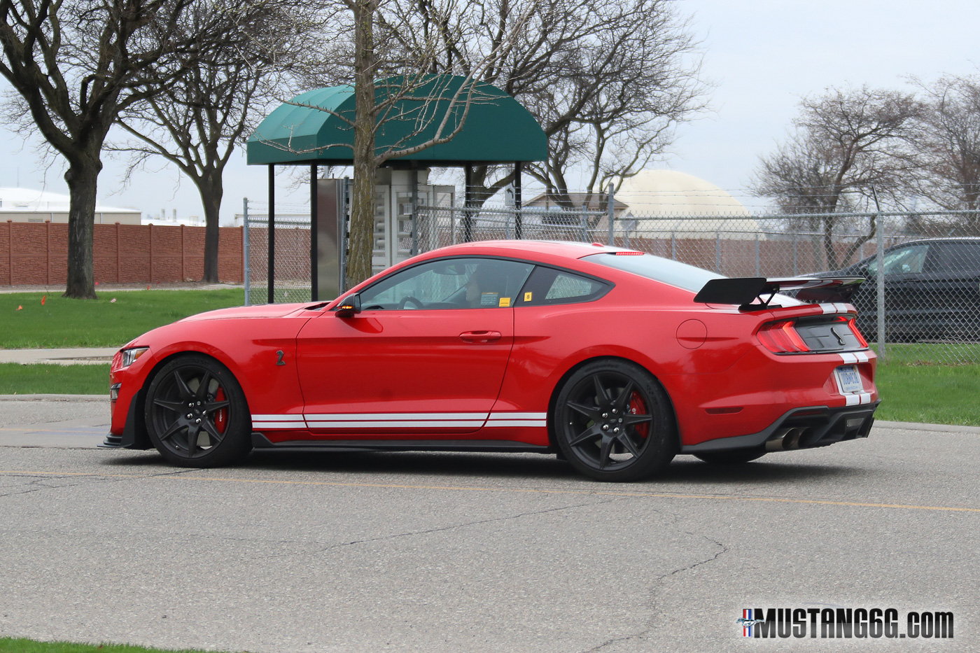 2020-Shelby-GT500-Mustang-Race-Red-11.jpg