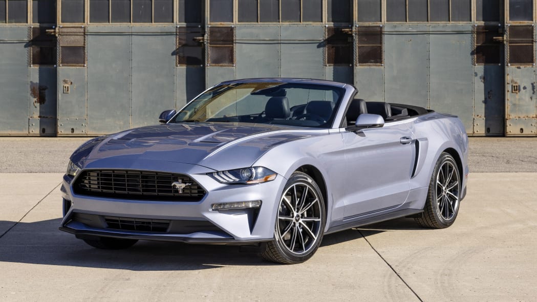 2022-Ford-Mustang-Coastal-Limited-Edition_02.jpg