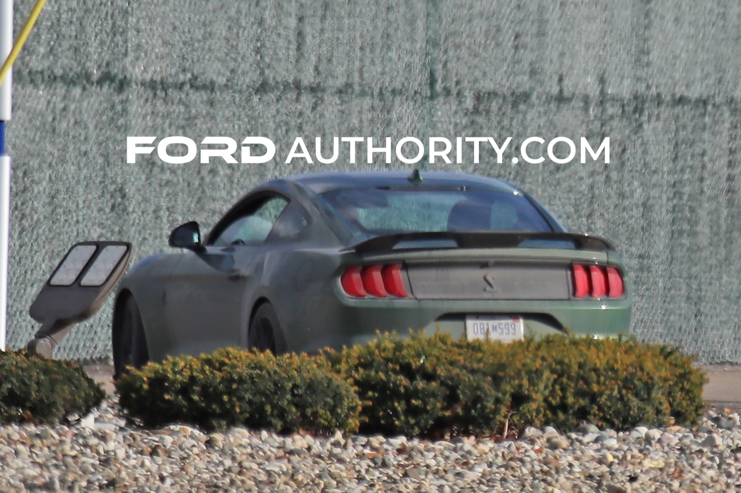 2022-Ford-Mustang-Shelby-GT500-Eruption-Green-002-First-Real-World-Pictures.jpg