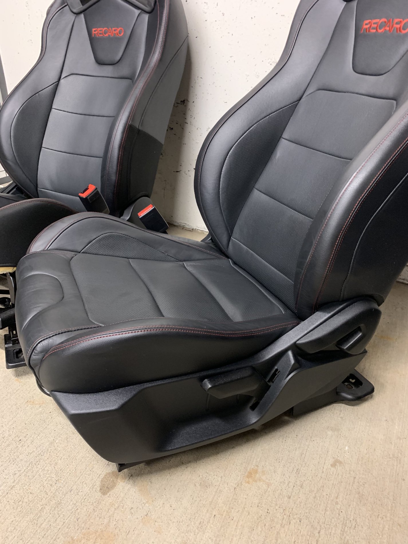 Recaro Leather Seats | 2015+ S550 Mustang Forum (GT, EcoBoost, GT350