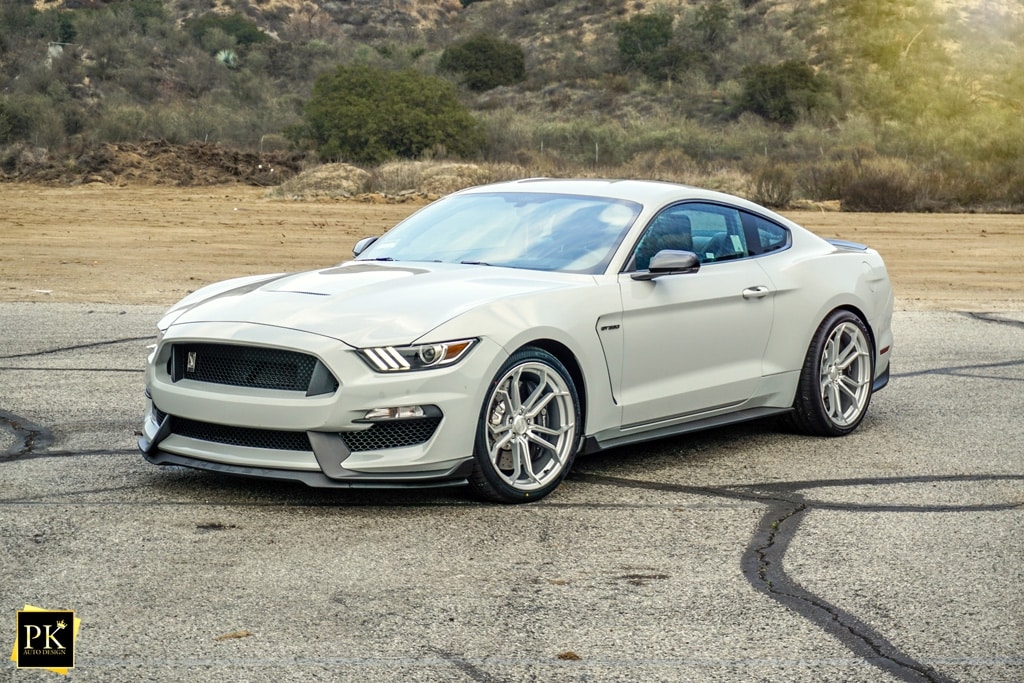 ALANCHE-GREY-FORD-MUSTANG-SHELBY-GT350-S550-AVANT-GARDE-M632-DEEP-CONCAVE-SILVER-MACHINED-WHEELS.jpg