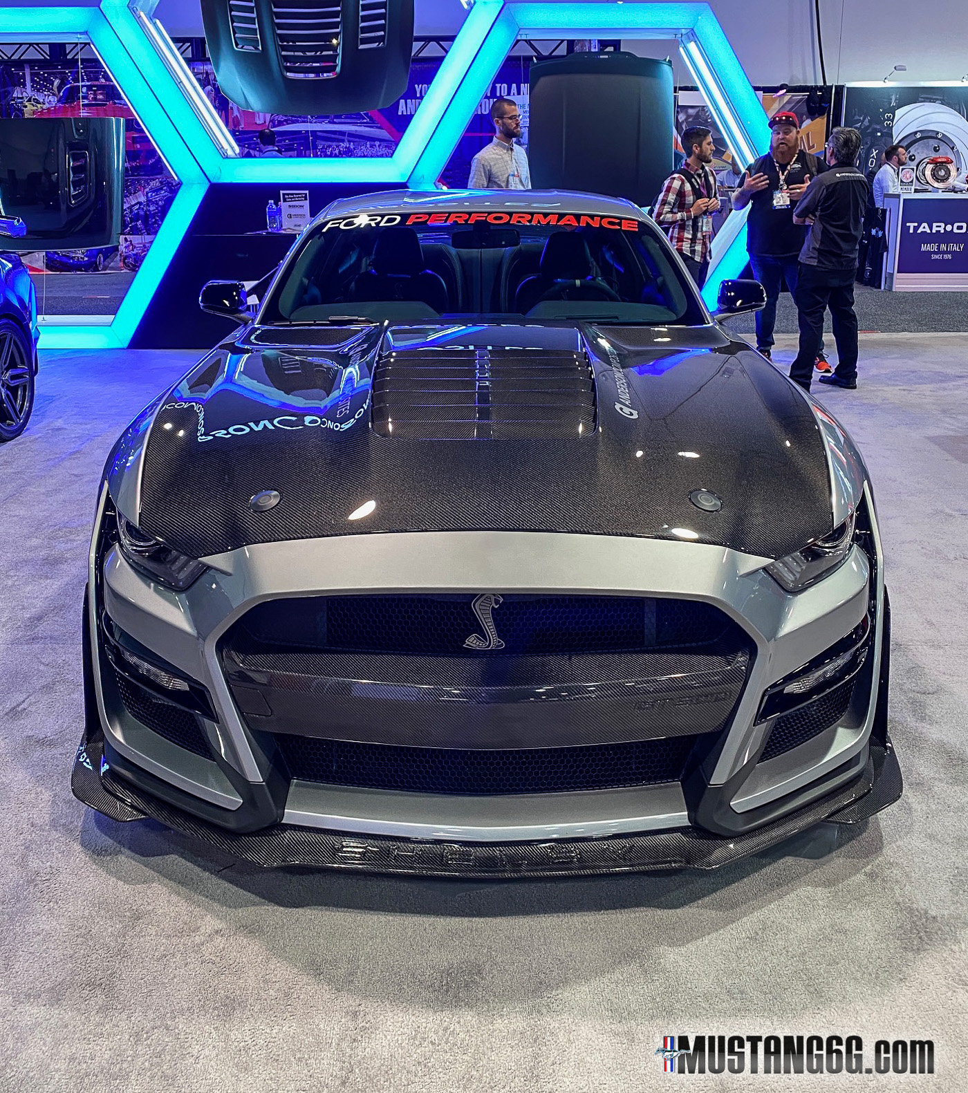 Anderson-Composites-2020-Shelby-GT500-Build-SEMA-2019-23.jpg