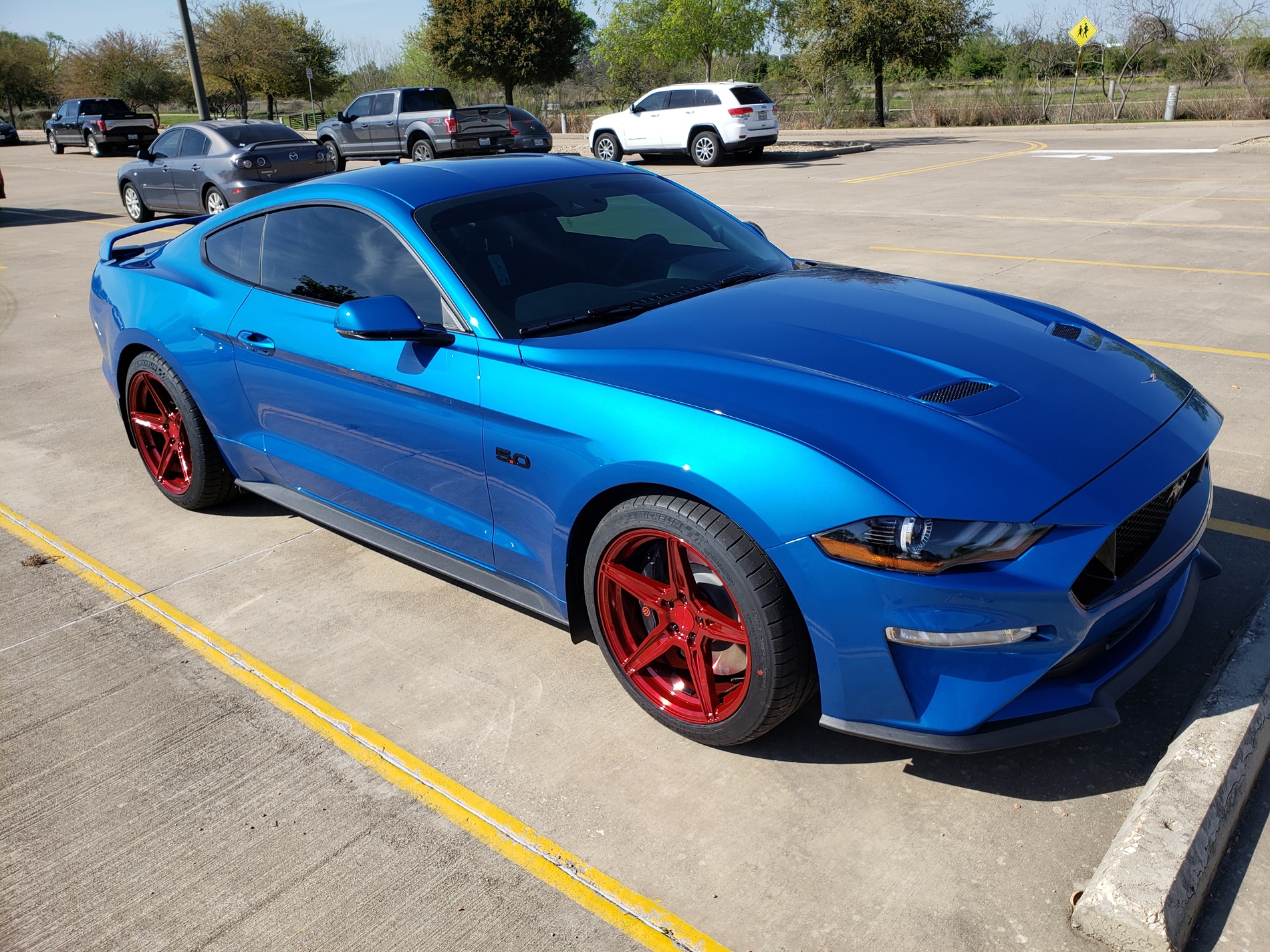 BLUE-FORD-MUSTANG-S550-MRR-FS05-RED-CONCAVE-WHEELS.jpg
