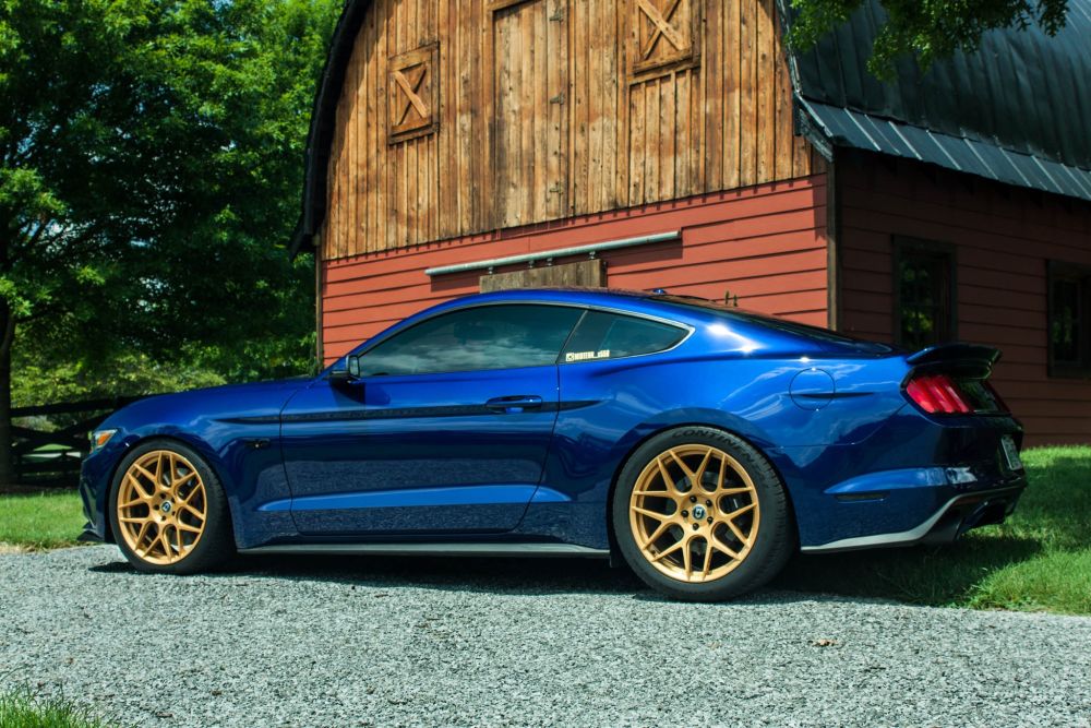 deep-impact-blue-hre-ff01-gold-rush-mesh-concave-rotory-forged-wheels-side-shot.jpg