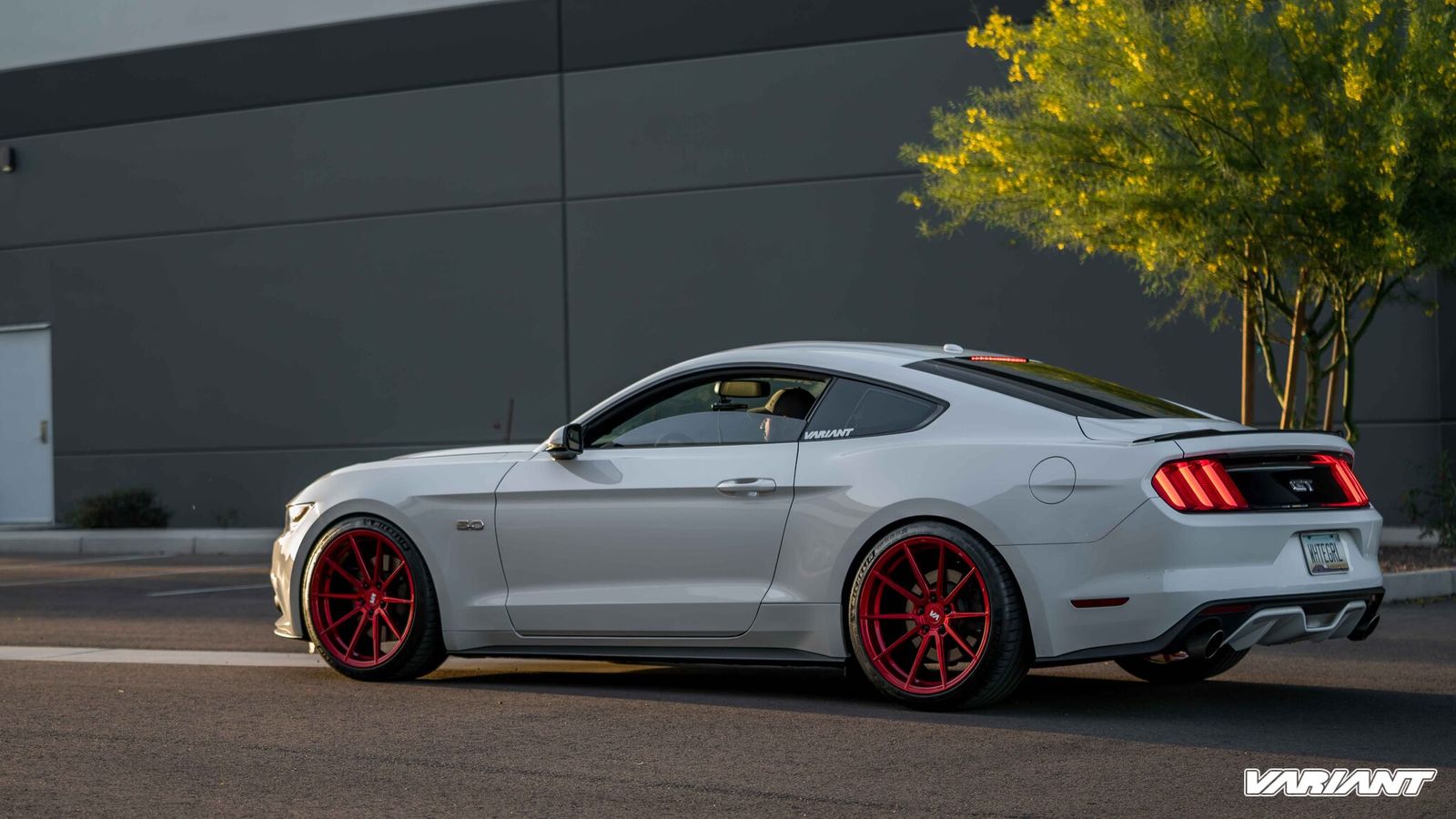 exofrd-white-ford-mustang-gt-s550-variant-argon-candy-apple-red-concave-wheels.jpg