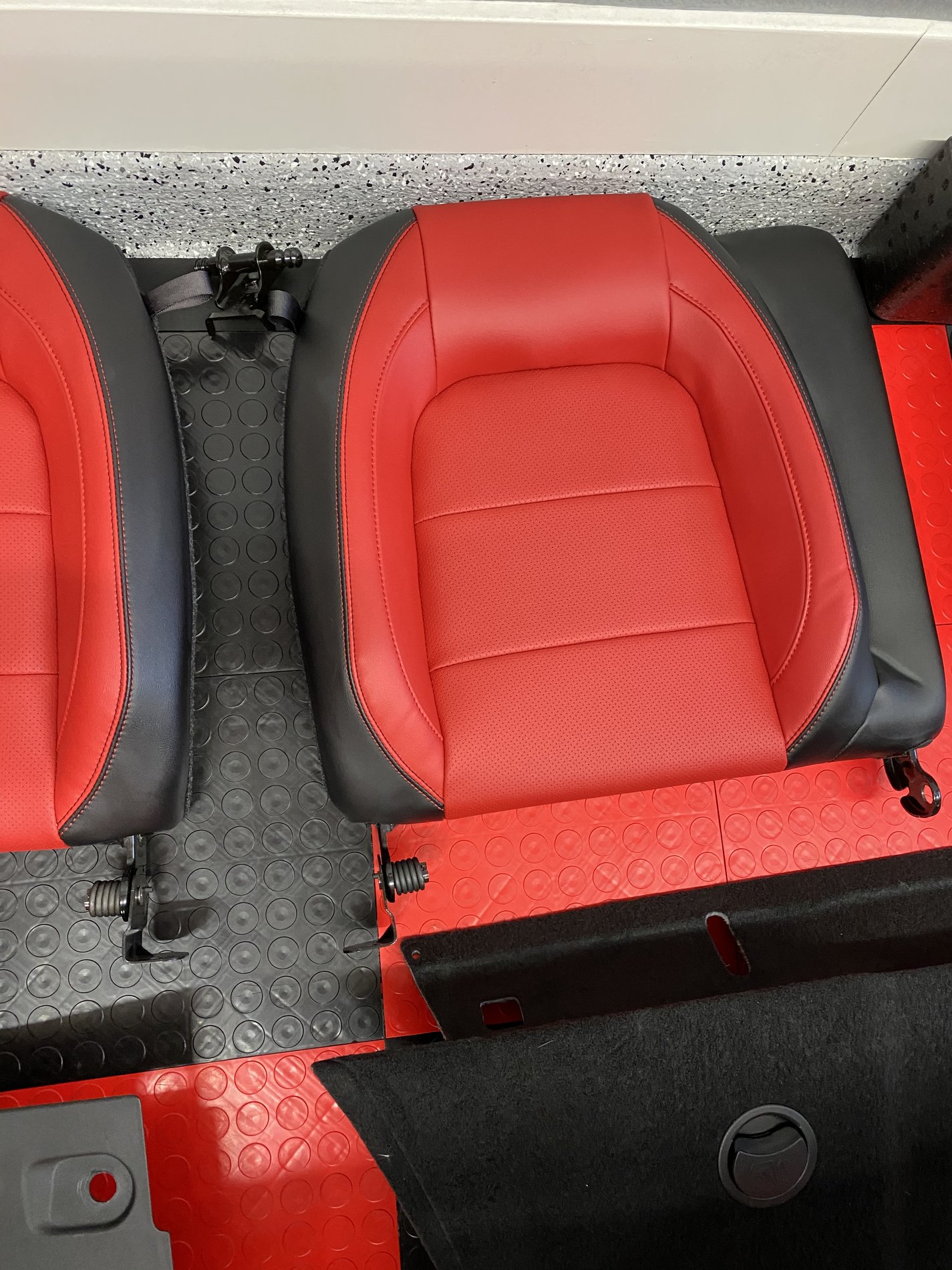 Nevada - 2018 Mustang GT showstopper Red Seats front and back. Heated