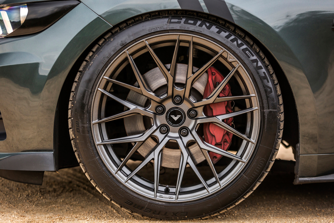 ford-mustang-green-vorsteiner-v-ff-107-carbon-graphite-wheels-17.jpg