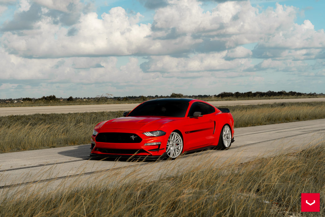 Ford-Mustang-Hybrid-Forged-Series-HF-7-©-Vossen-Wheels-2022-215-1047x698.jpg