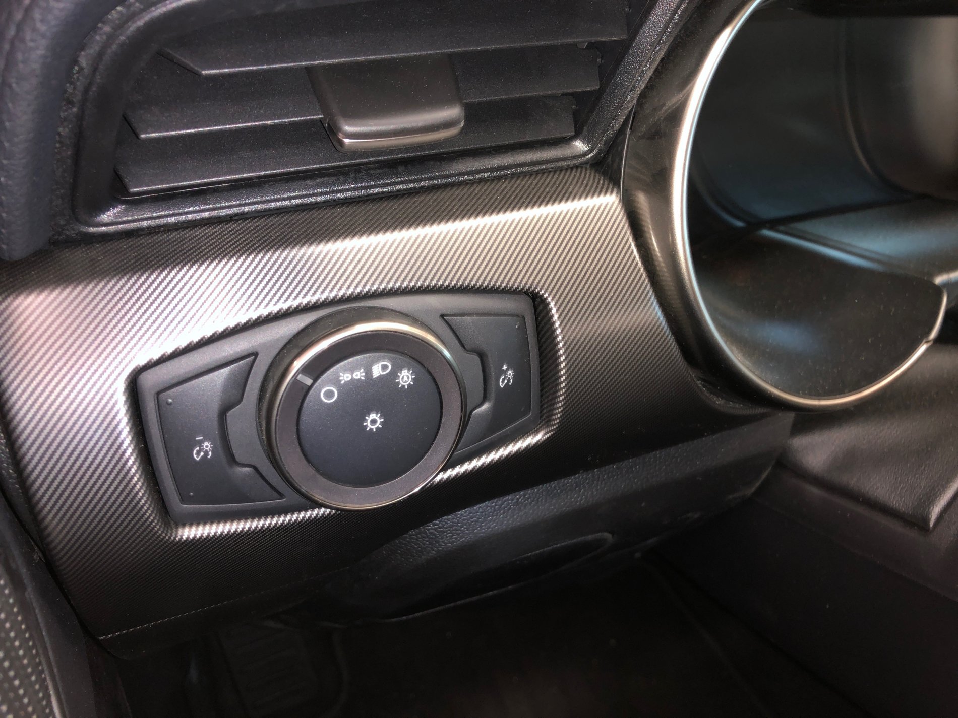 GT 500 Base Car Interior 3.jpg