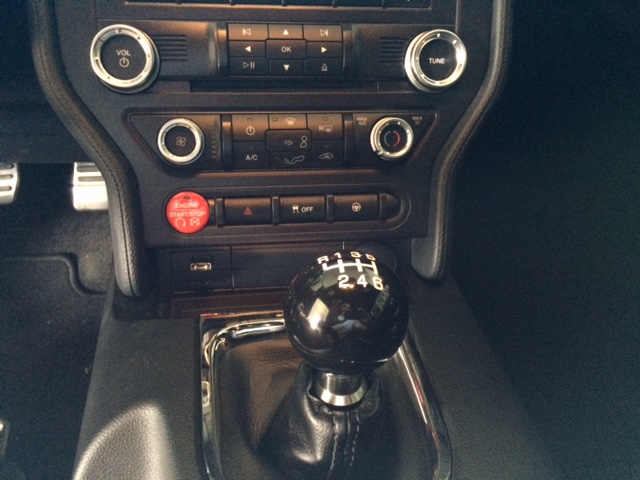 GT350 start button.JPG
