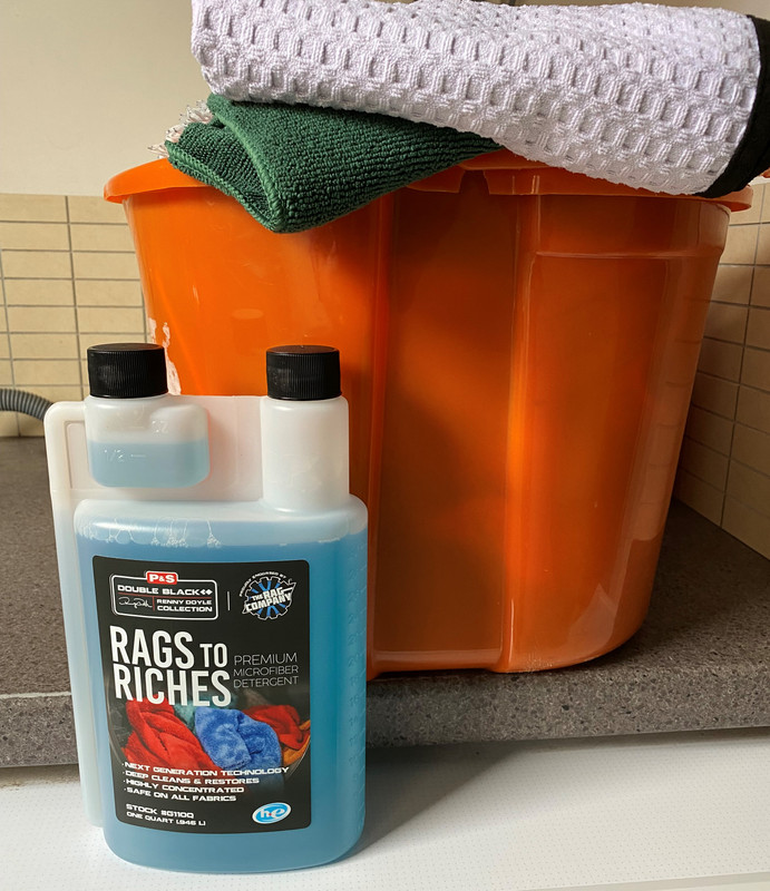P&S Rags to Riches Premium Microfiber Detergent
