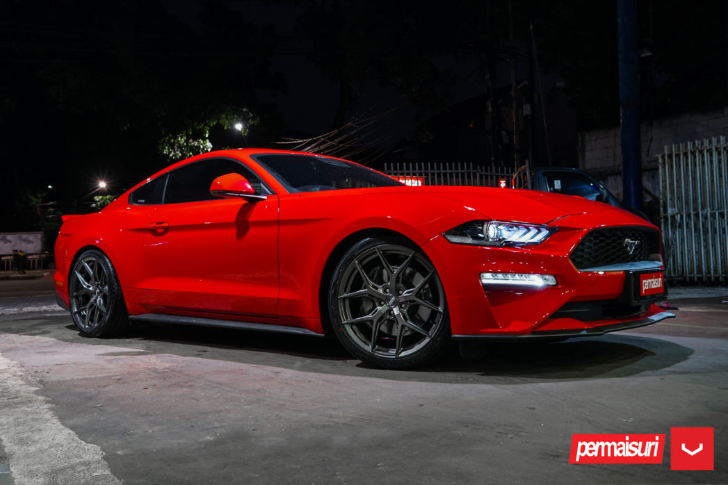 Mustang-GT-Hybrid-Forged-Series-HF-5-%C2%A9-Vossen-Wheels-2020-408-1047x698.jpg