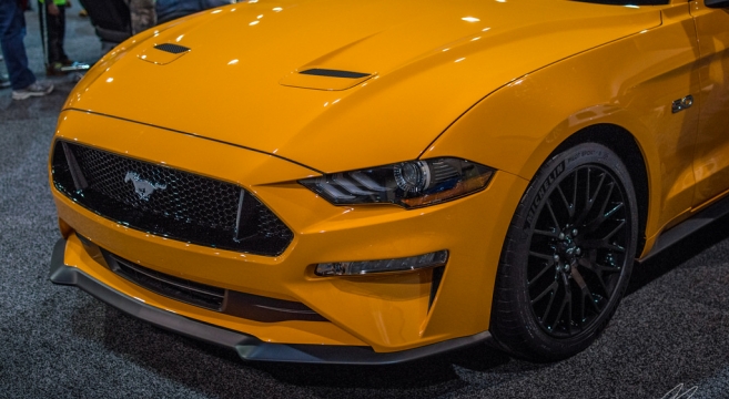 Orange-Fury-2018-Mustang-GT-657x360.jpg