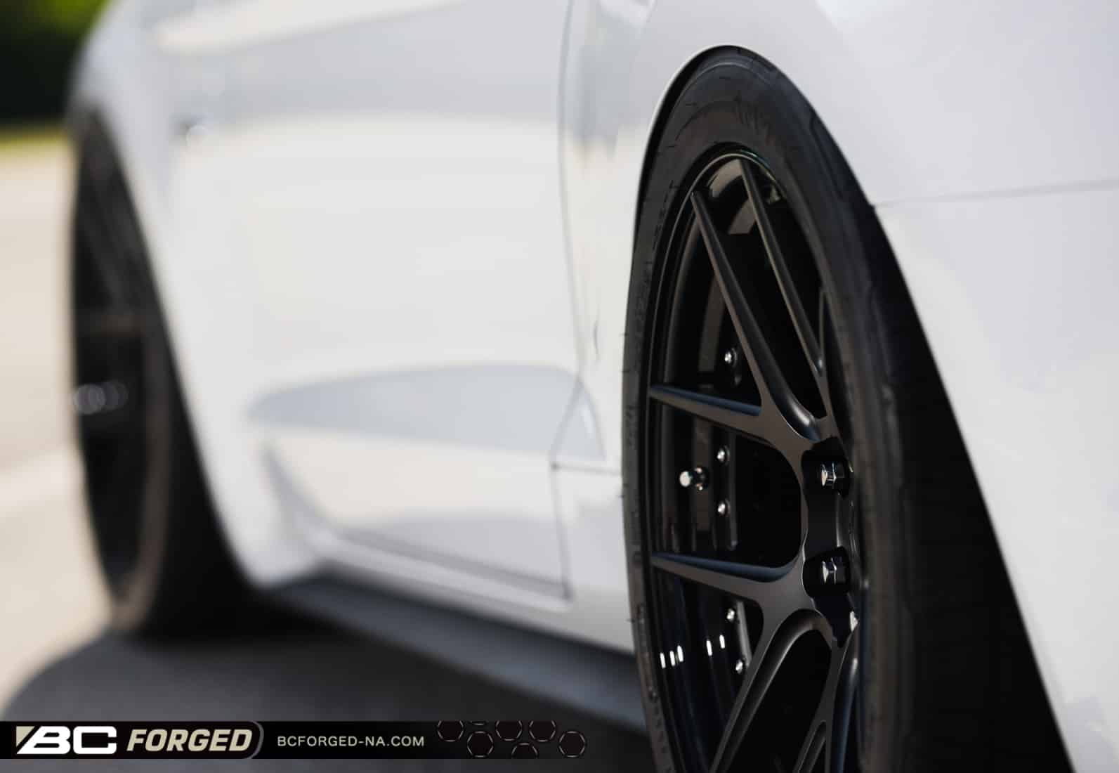 oxford-white-ford-mustang-gtpp-bc-forged-19-inch-modular-concave-wheels-hcs02s-closeup.jpg