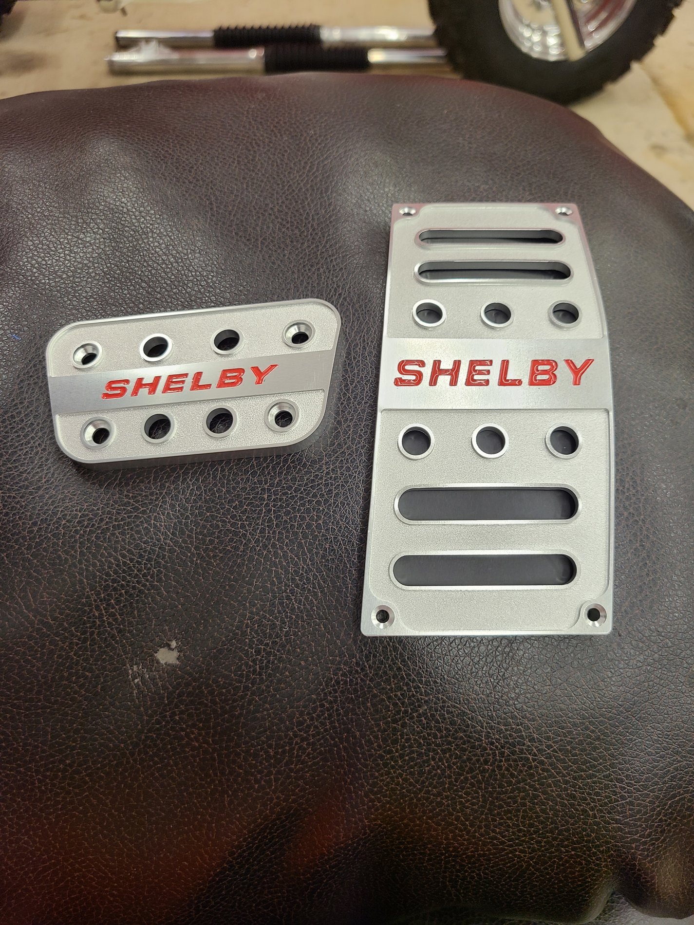 shelby pedals red.jpg