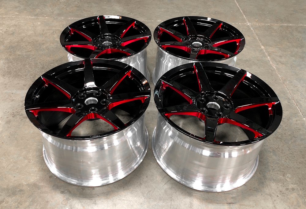 t7_r_forged_gloss_black_brush_candy_apple_red_finish_01_d350bbdd6539a589de3747193bd1354d927531bc.jpg