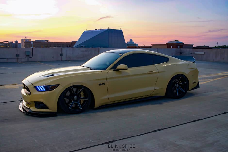 triple-yellow-ford-mustang-gtpp-s550-ace-alloy-aff06-flow-formed-gloss-black-concave-wheels.jpg