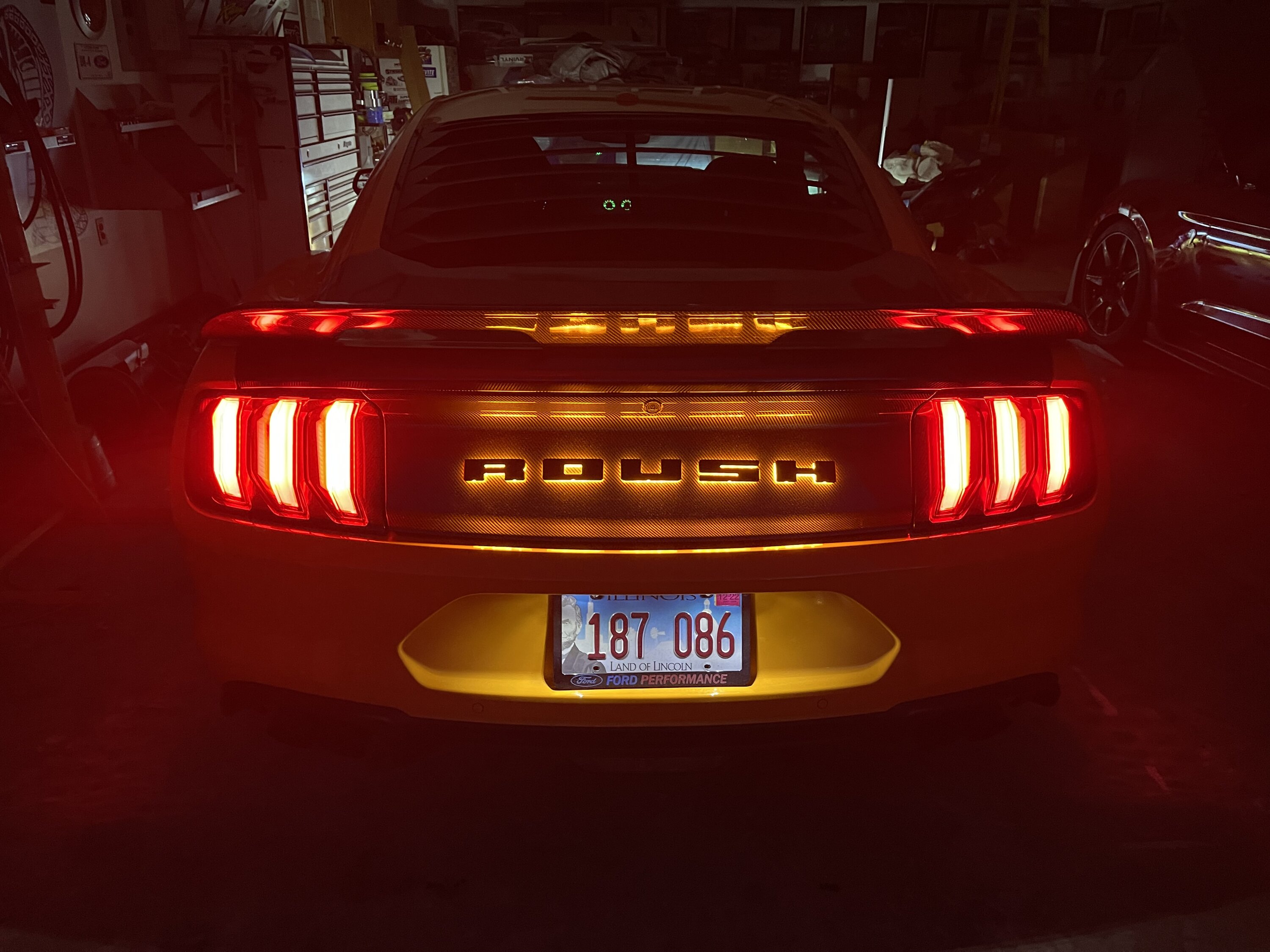 trunk tail lights on .jpg