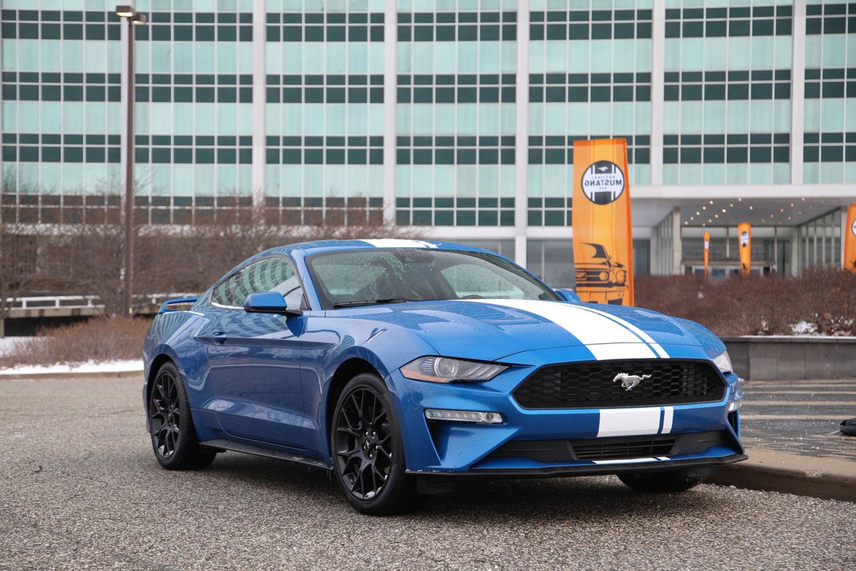 Velocity-Blue-Mustang1.jpg