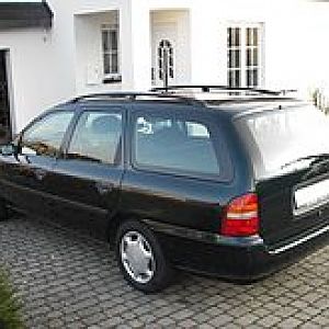 2Ford Mondeo Tunier '95