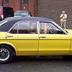 1972px Ford Consul GT 2 3 V6 yellow r