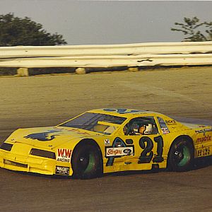 1986 Ford Thunderbird bodied Super Late Model