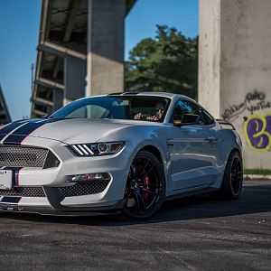 GT350R Photoshoot-11c