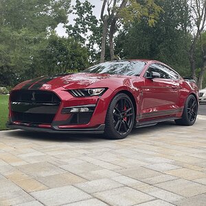 2020 Rapid Red GT500