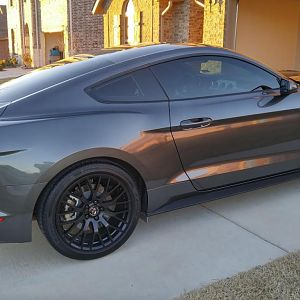Pic with new OE wheels satin black 19X8.5 ET35