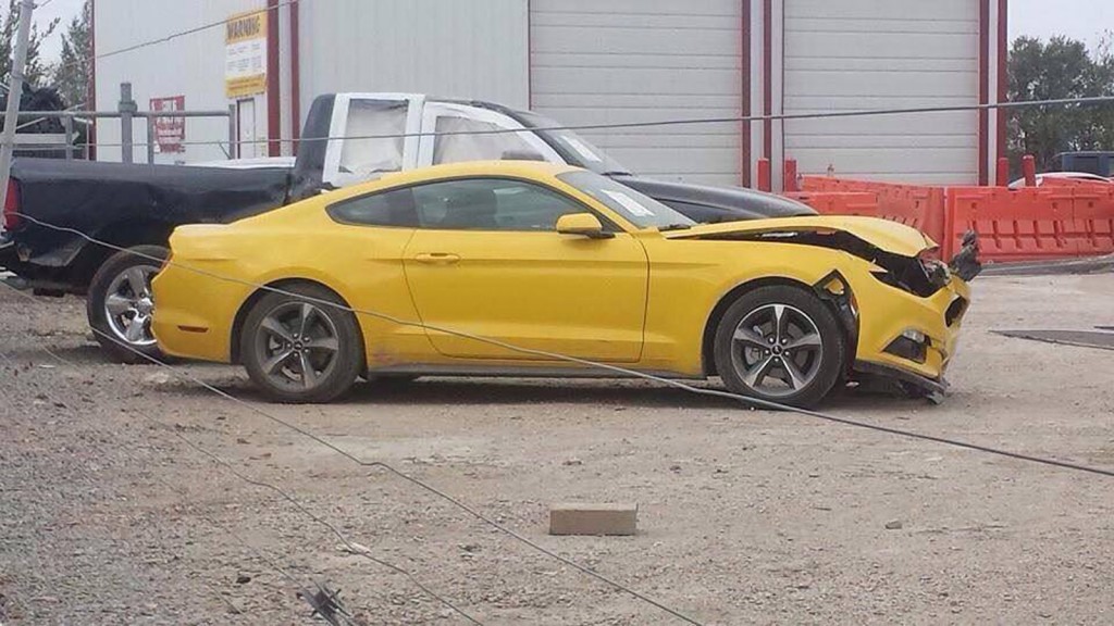 Crashed 2015 Mustang