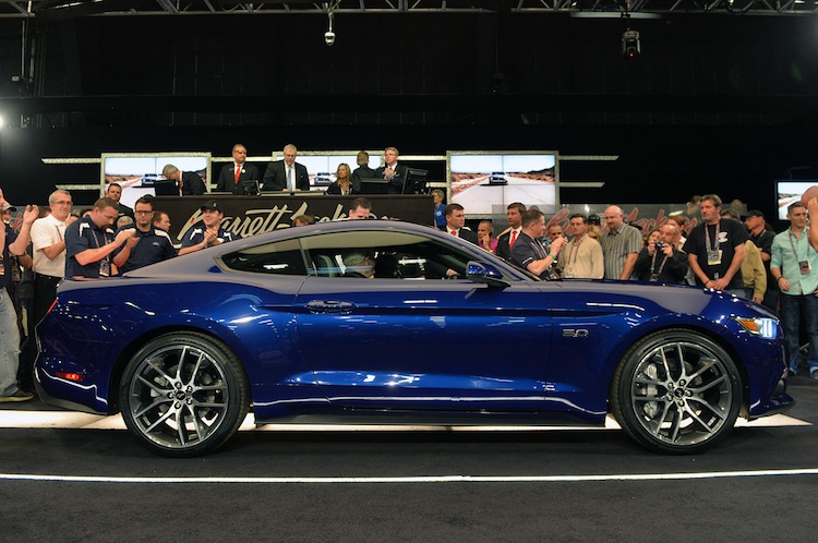 2015 Ford mustang barrett jackson #9