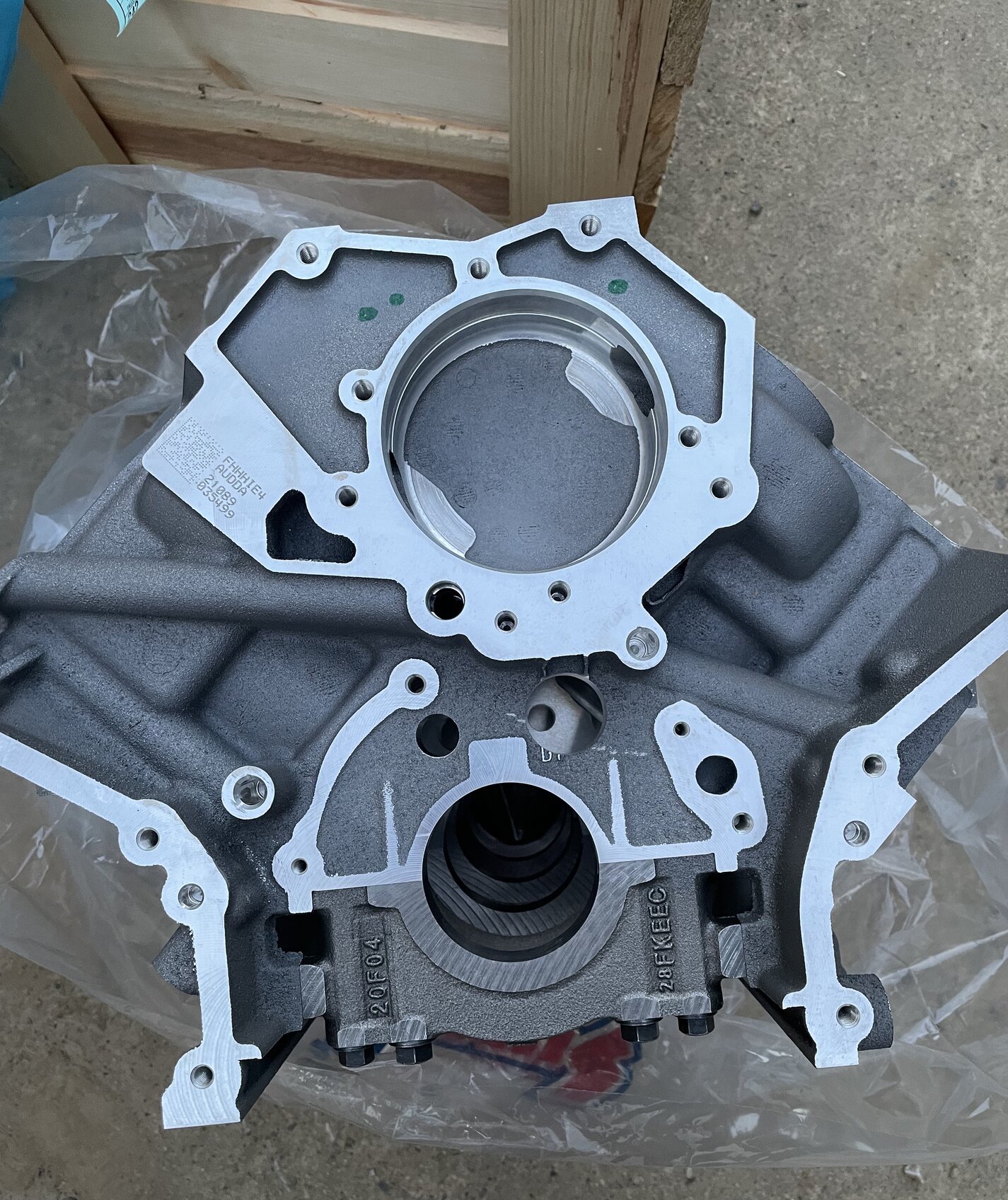 Just some pics of a Predator engine block KR3Z6010A 2015+ S550